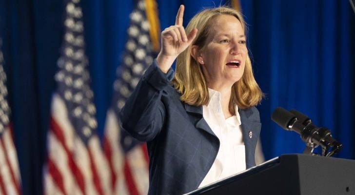 Arizona's AG issues warning over ‘equity-stripping' scam that tricks victims into signing over their home