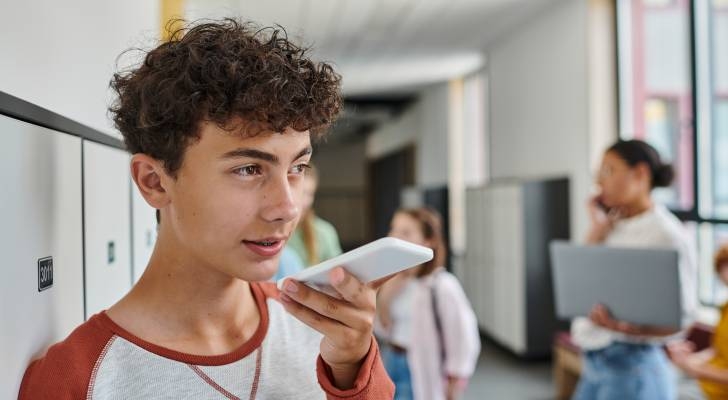 US teacher quits, saying kids ‘can't even read' — and she says they need to be ‘cut off' from technology ASAP