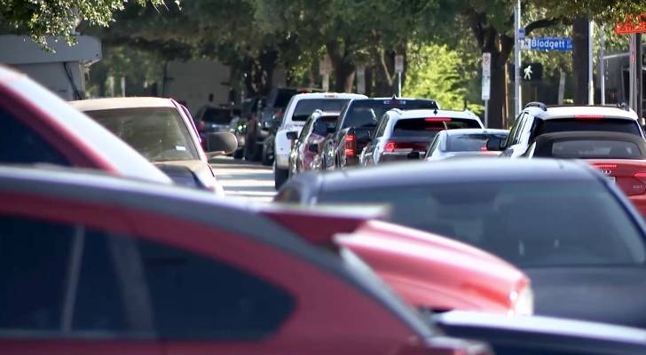 Houston residents say partygoers have taken over their block — what to do if a party house causes you problems