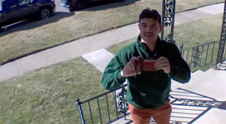 Michigan mother grateful after local realtor returns lost wallet full of nearly $100 in tips