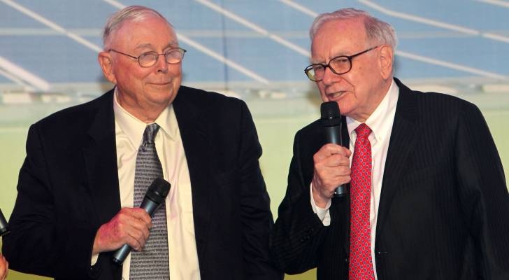 Warren Buffett says stocks offer ‘much more opportunity' than real estate — and Charlie Munger would've agreed