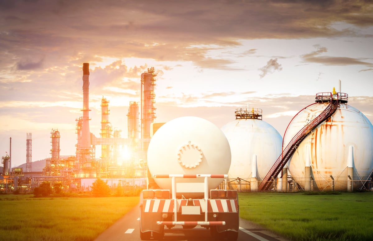 Better Energy Stock: Enterprise Products Partners vs. Delek Logistics Partners