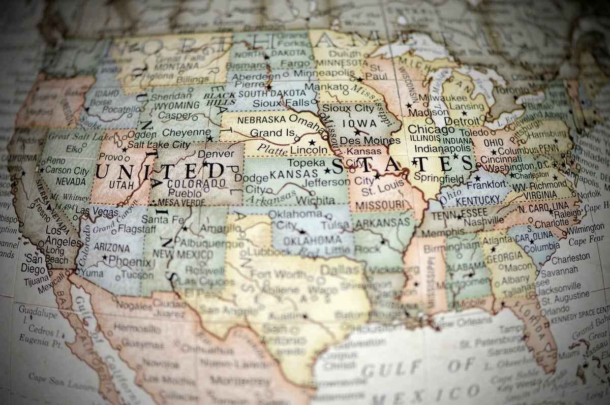 3 U.S.-Based Dividend Stocks to Buy Today