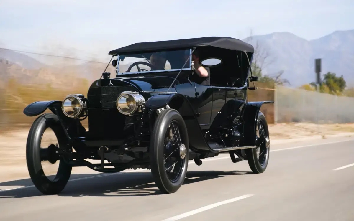 Jay Leno Pilots 1913 Mercedes in California, Calls It the World's First Supercar