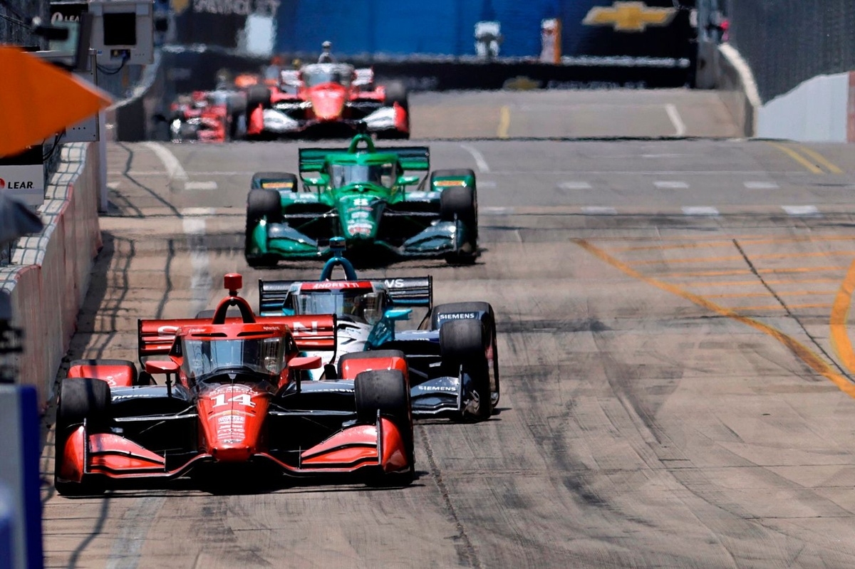 Winners and losers from IndyCar's unique, chaotic Detroit GP street circuit race