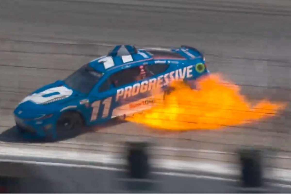 Dramatic fire ends Denny Hamlin's Texas NASCAR Cup race