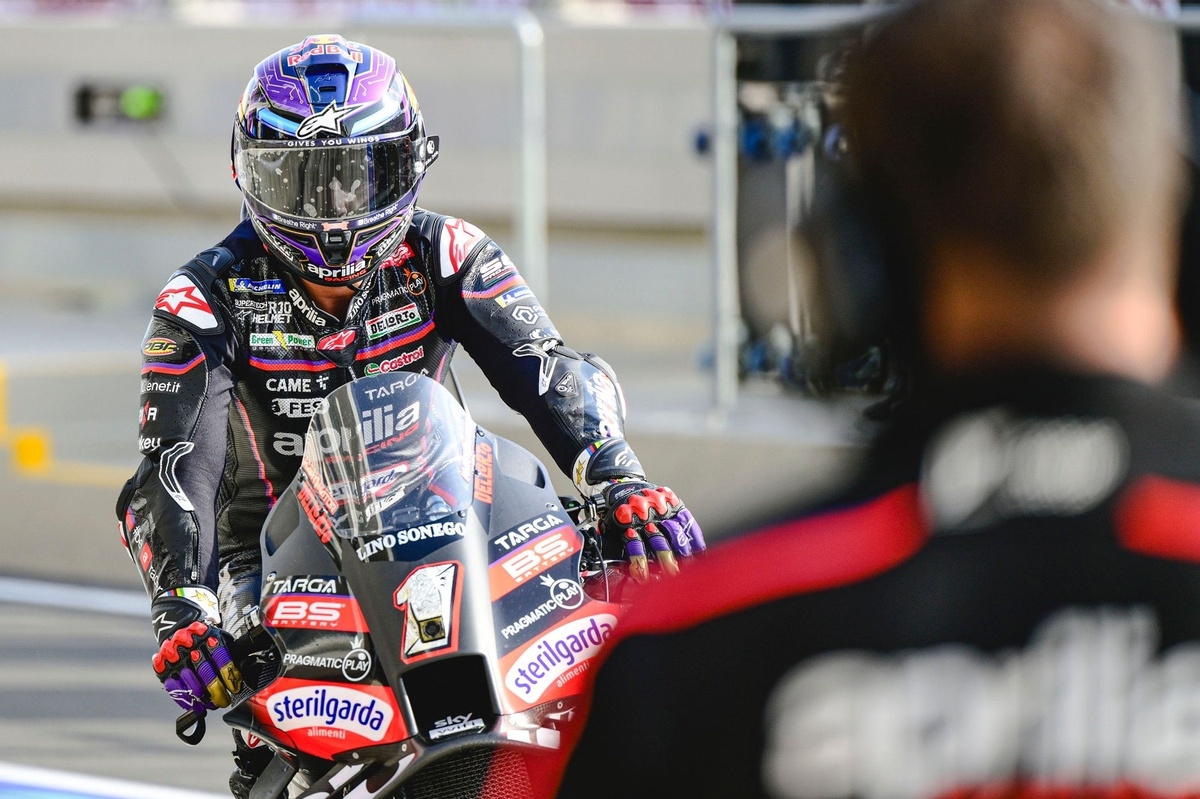 Aprilia stands firm over Jorge Martin contract saga