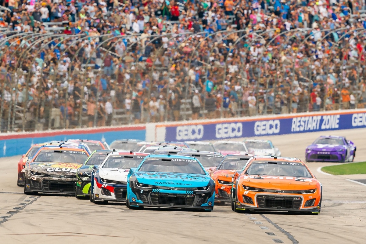 Full NASCAR at Texas entry list for triple-header weekend