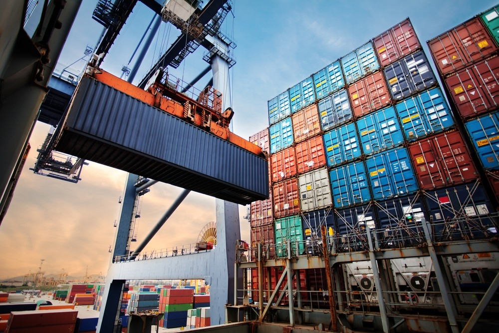 March US Trade Deficit Hits Record as Imports Reach All-Time High