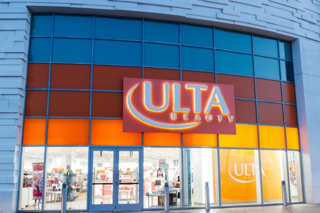 Ulta's First-Quarter Beat Amid Tough Beauty Backdrop Prompts Price Target Boost at Oppenheimer