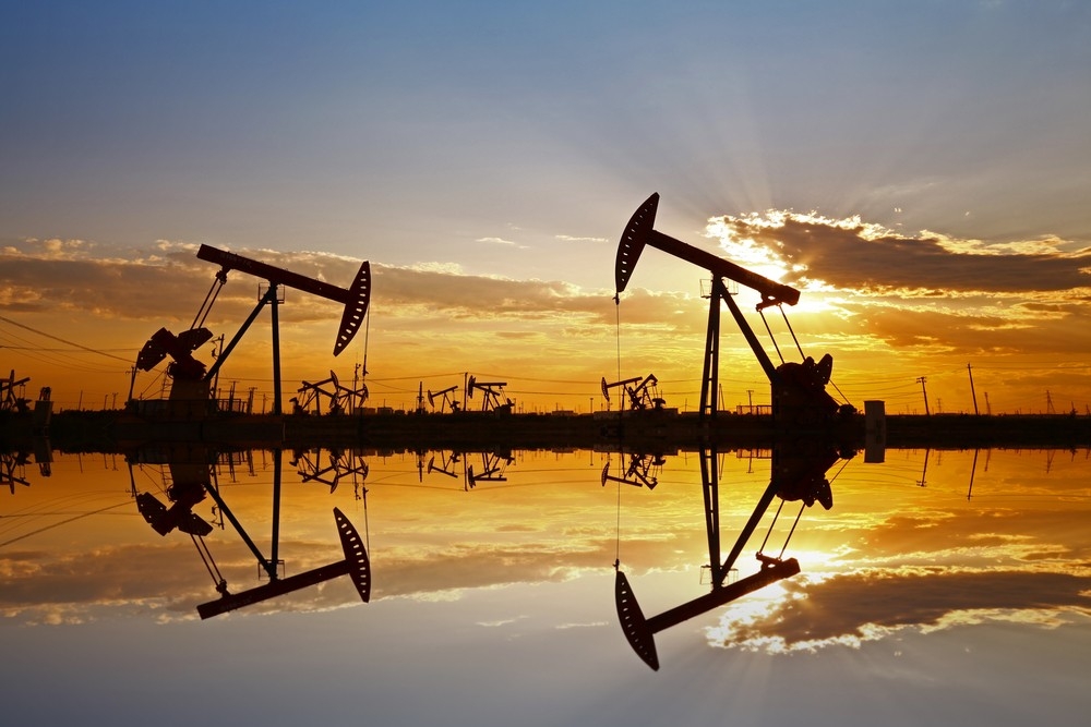 Oil Rig Count Falls by 4; Crude Prices Headed for Back-to-Back Weekly Drops