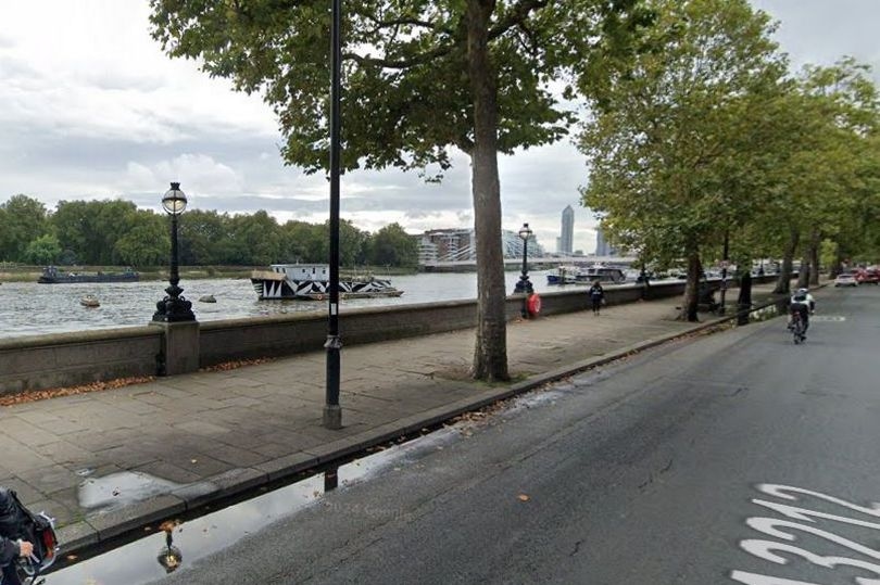 Chelsea Embankment multi-vehicle crash injures five with three rushed to hospital