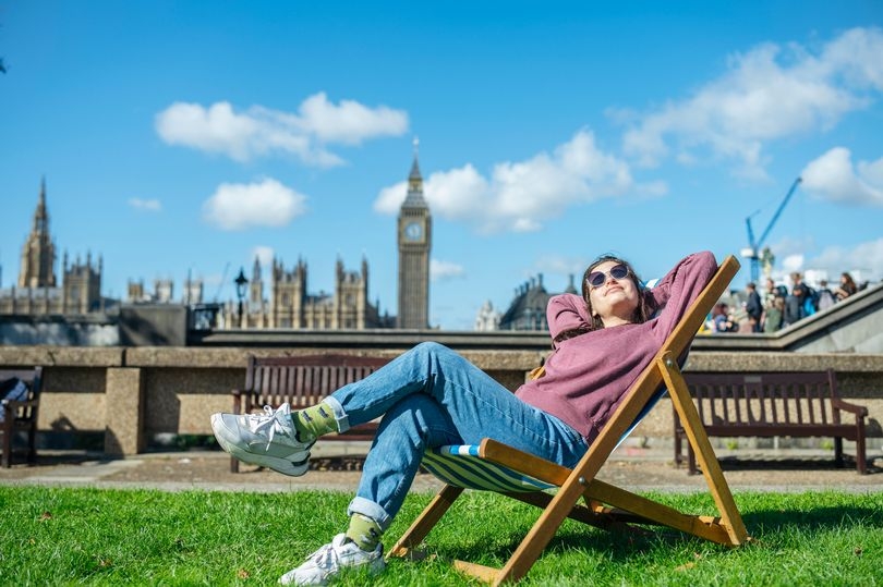 London weather to see temperatures return to 17C after hail and snow