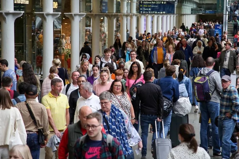 Train provider issues warning ahead of FA Cup Semi Final and London Marathon clash