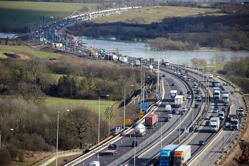 M25 delays could cause 'major disruptions' to Brits going abroad in coming weeks