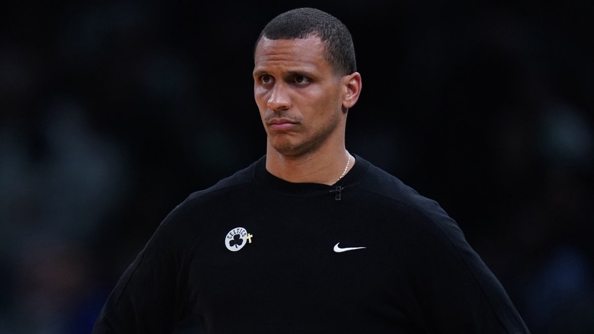 Joe Mazzulla signs multi-year contract extension with Celtics