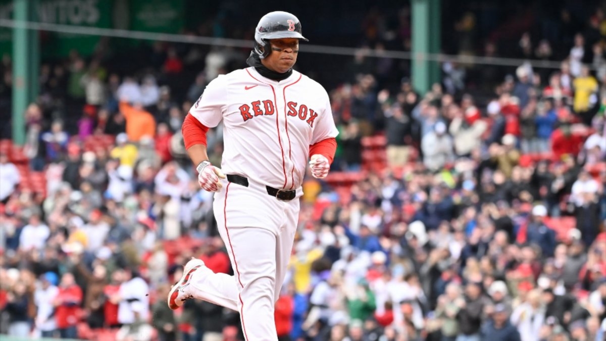 Rafael Devers addresses being asked to move to first base