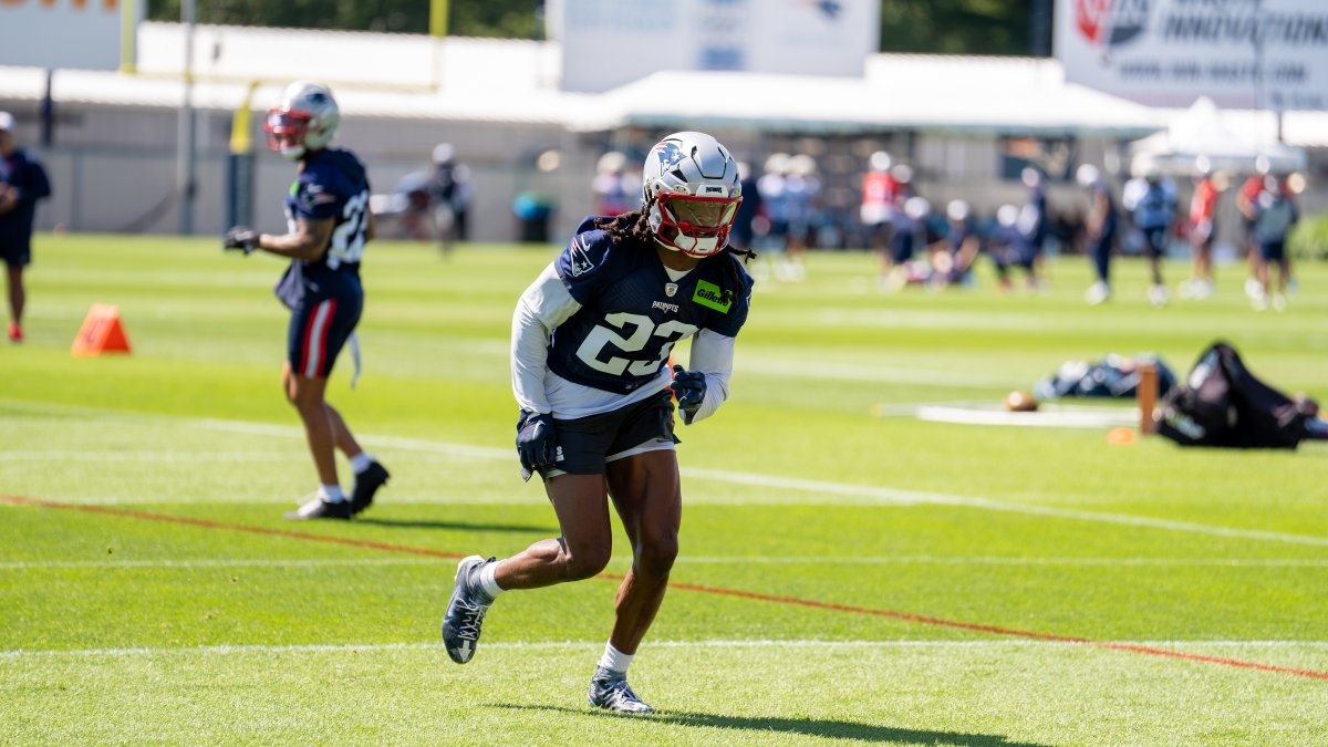Mike Vrabel addresses Kyle Dugger not taking first-team reps