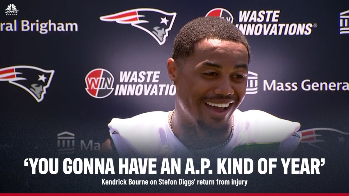 Bourne compares Diggs' ACL return to Peterson rushing for 2,000 yards