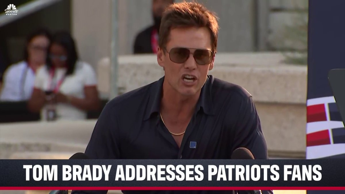 Tom Brady gives instant reaction to 12-foot statue of himself outside Gillette