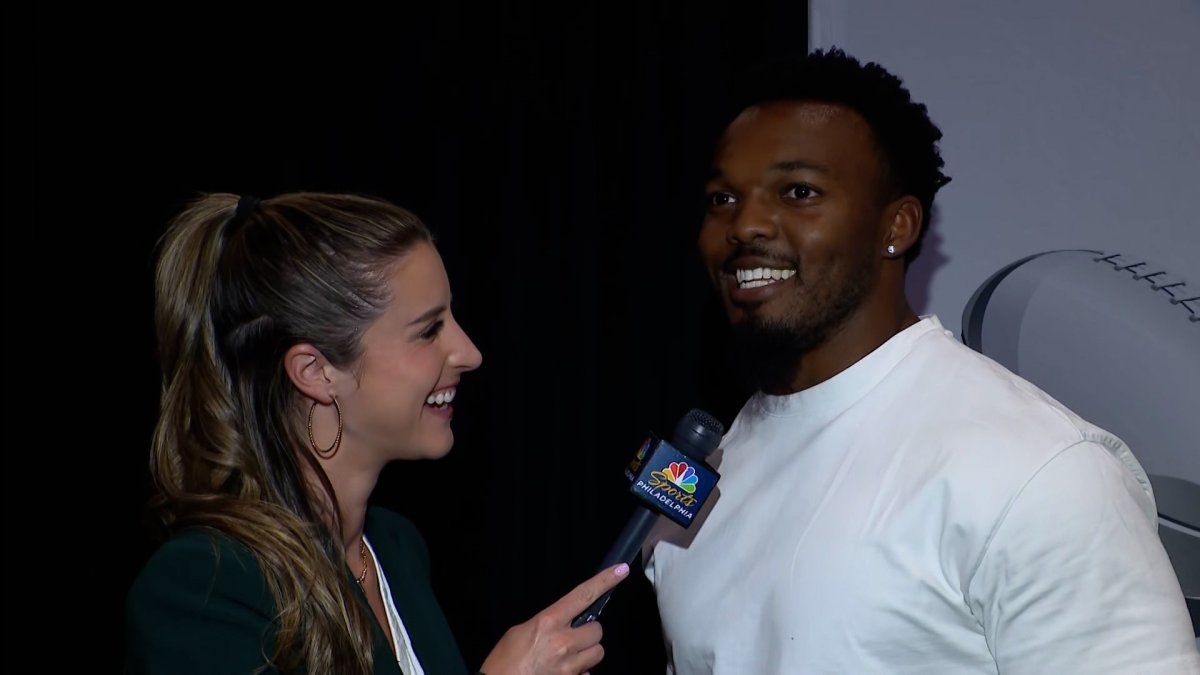 Nakobe Dean on rehab, Eagles defense and Zack Baun's contract