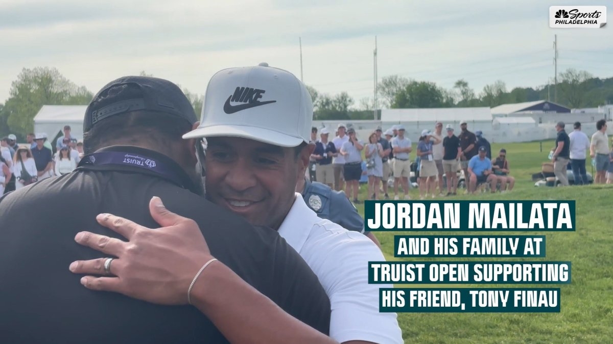 Jordan Mailata shows love to golfer Tony Finau at the Truist Open