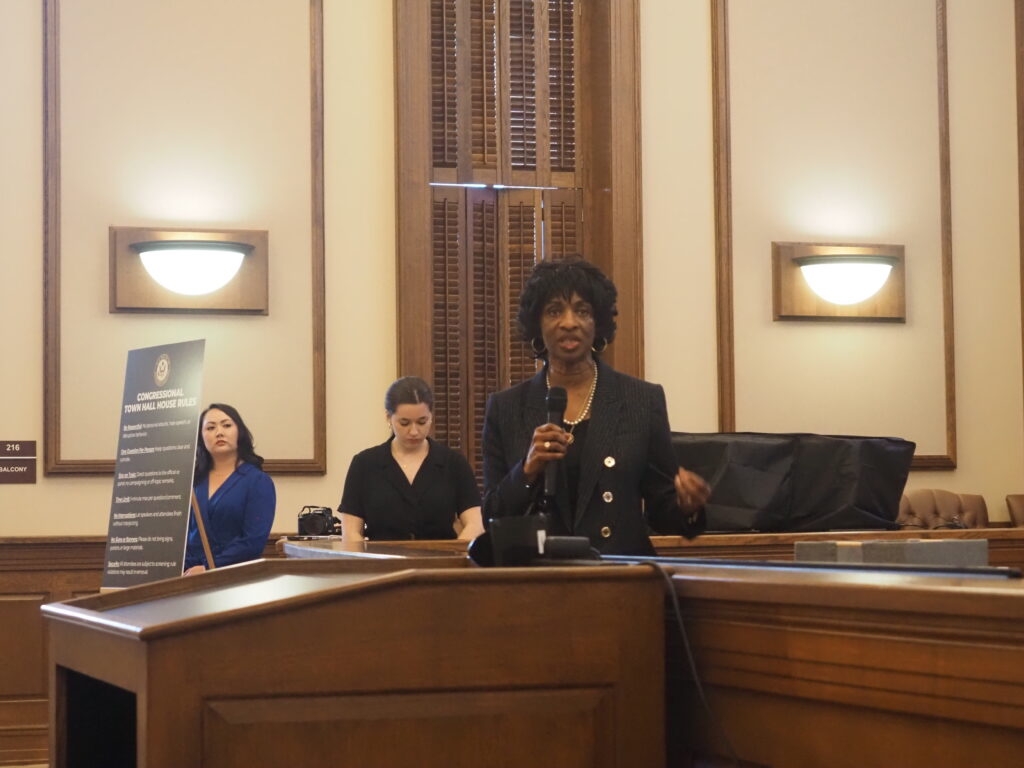 At Pittsboro town hall, US Rep. Valerie Foushee warns of 'constitutional crisis' facing America
