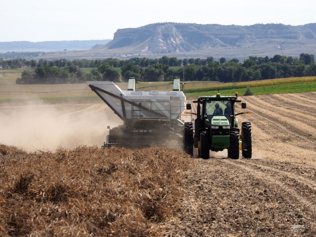 Feds say Nebraska GDP shrunk more than 6% in early 2025, led by ag