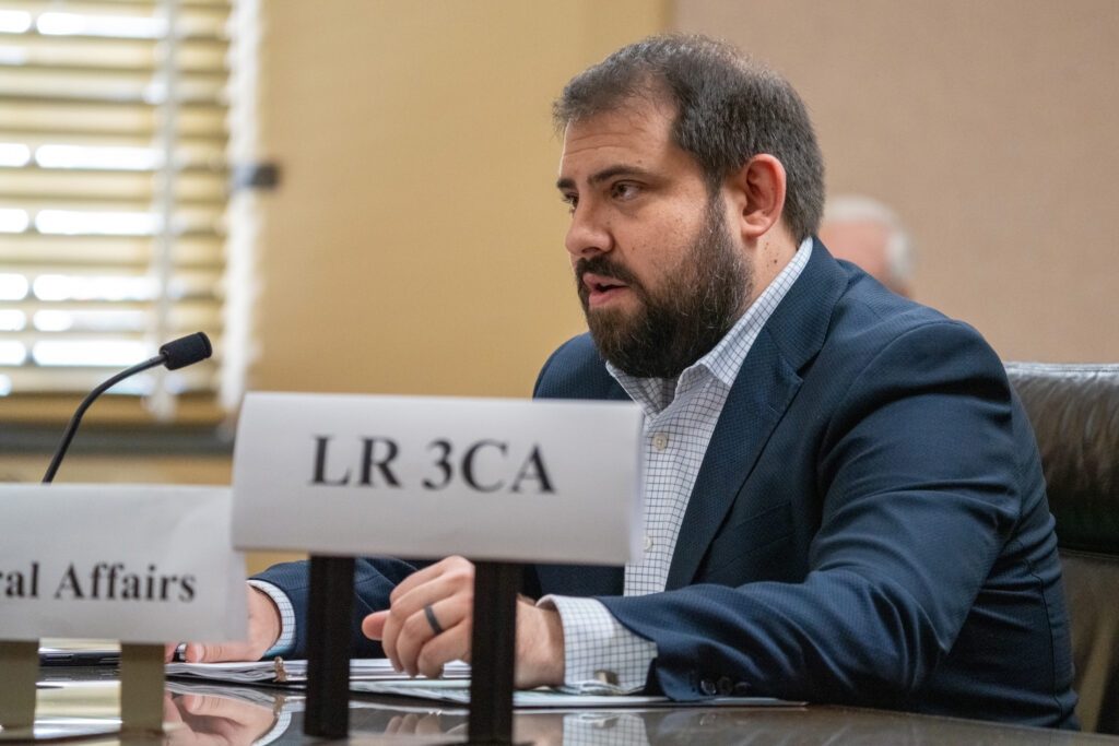 Measure to let Nebraskans vote on legalizing online sports betting in 2026 advances from committee