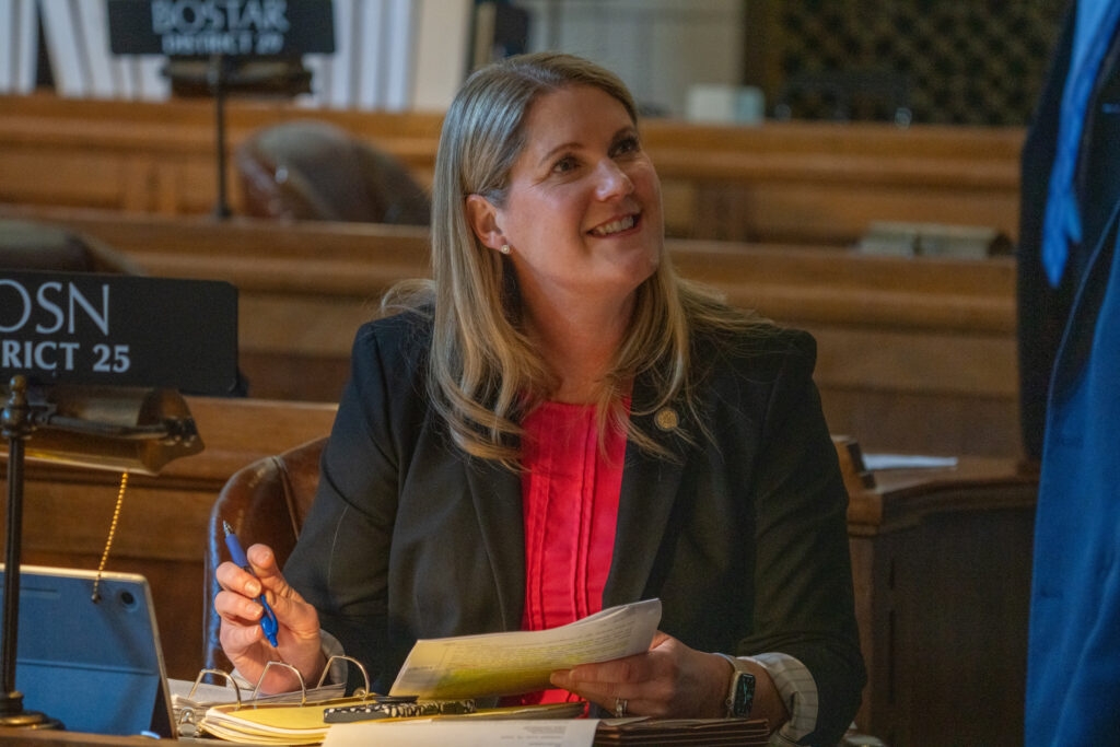 Social media protections, student phone ban advance again in Nebraska Legislature
