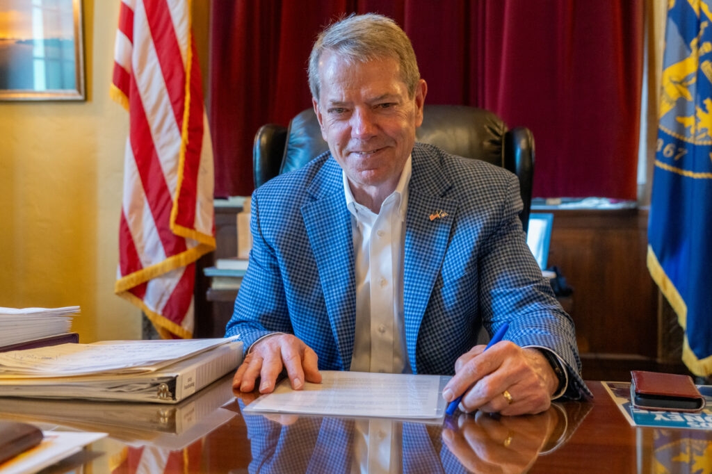 Pillen announces $14.5 million in vetoes from Nebraska budget, 83% of it from Supreme Court