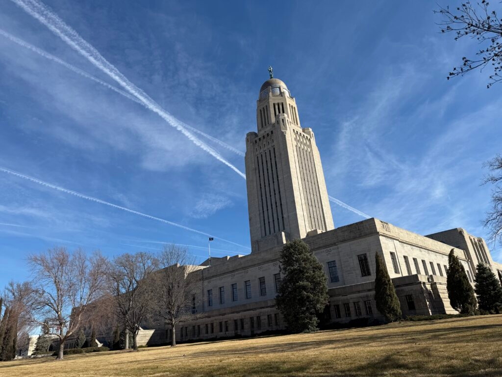 Amended bill lifting lifetime ban on food aid for Nebraskans with a past drug felony advances