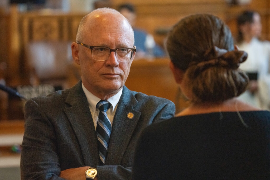 Nebraska advances bill codifying legislative oversight role dealing with executive branch agencies