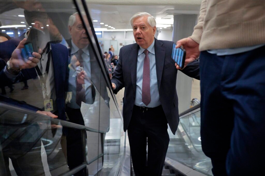 ‘No tax on tips' flies into some mild Republican Senate turbulence