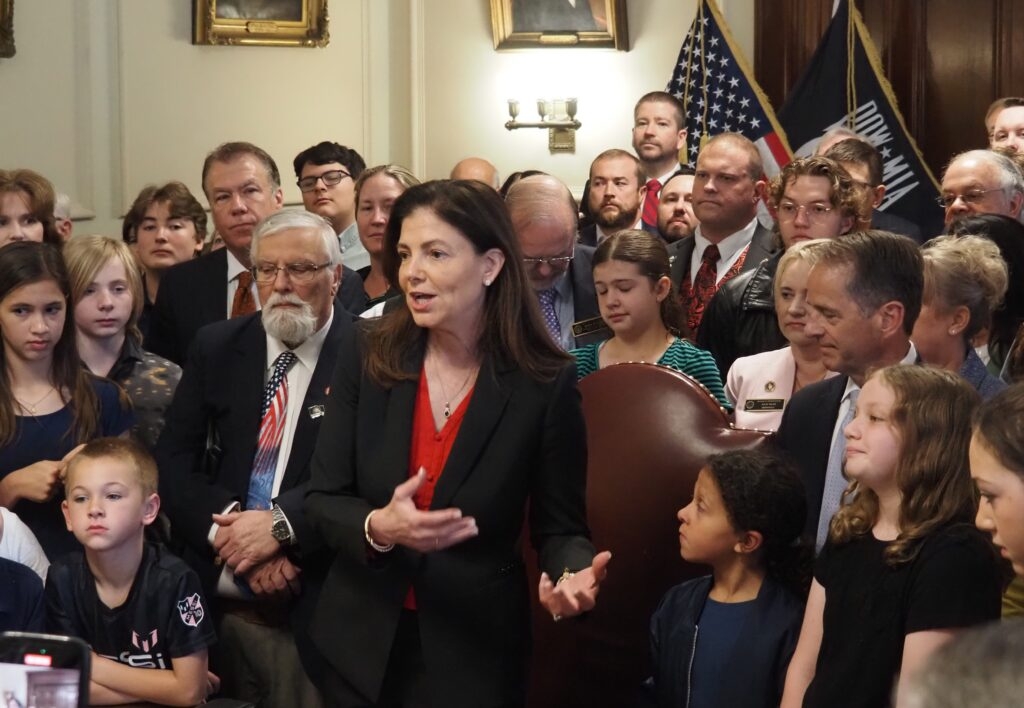 Ayotte signs universal EFA bill, parental bill of rights