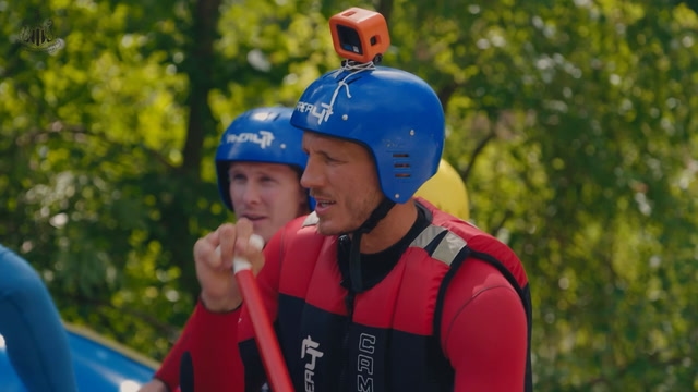 Bruno Guimarães, Dan Burn and Isak go rafting in Austria