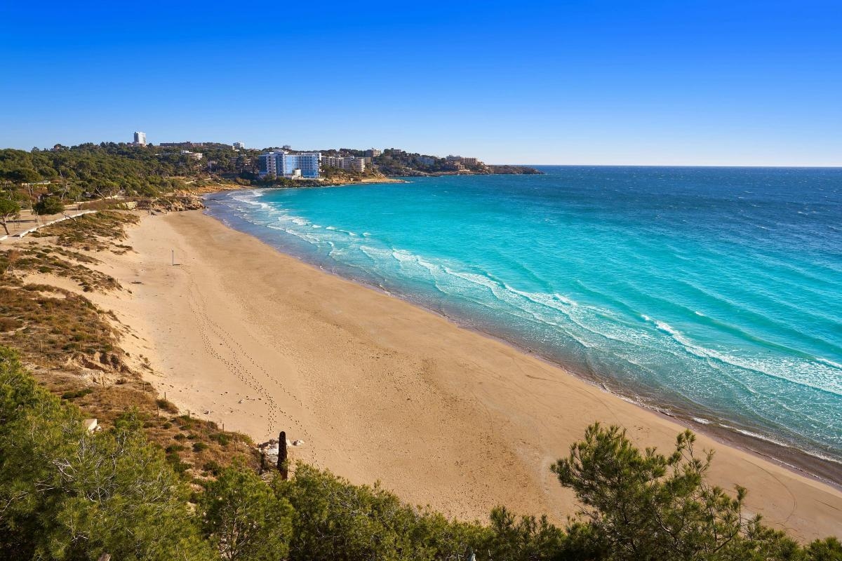 Man slammed by judge for extending Spain holiday and missing community service