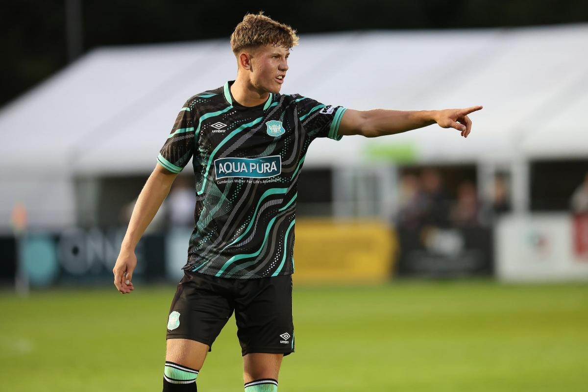 Teenage Carlisle United defender joins Workington Reds on loan
