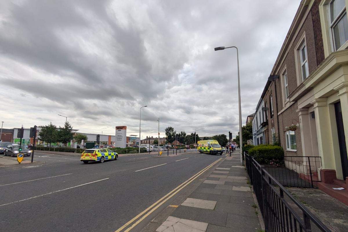 London Road closed in Carlisle after serious road traffic accident