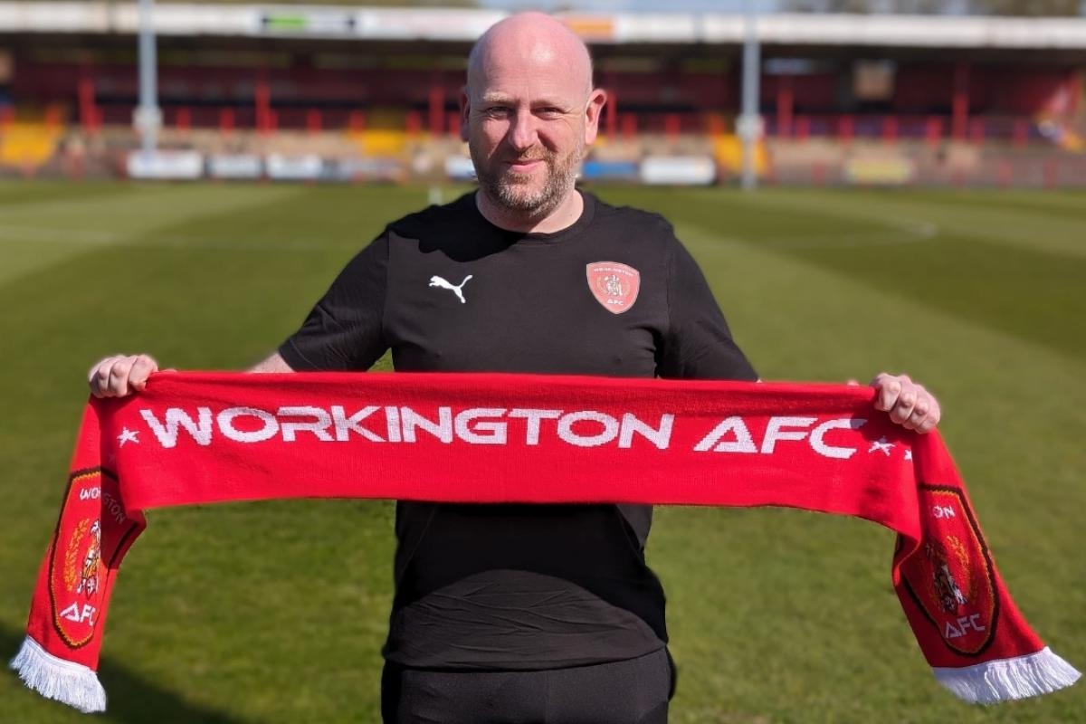 Workington Reds part company with manager Mark Fell