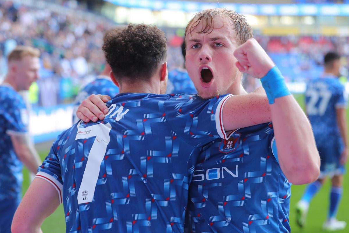Former Carlisle United defender offered new deal in League One