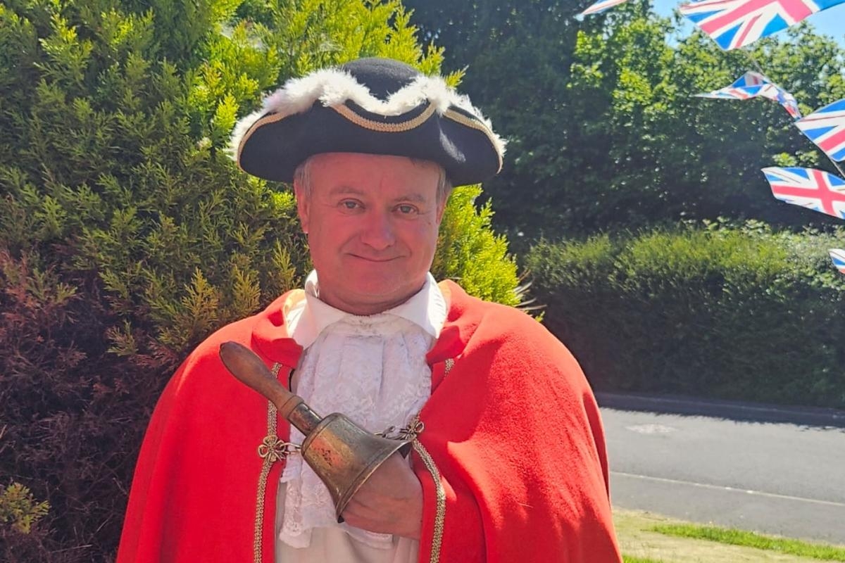 Man donates Second World War air raid bell to West Cumbrian town crier