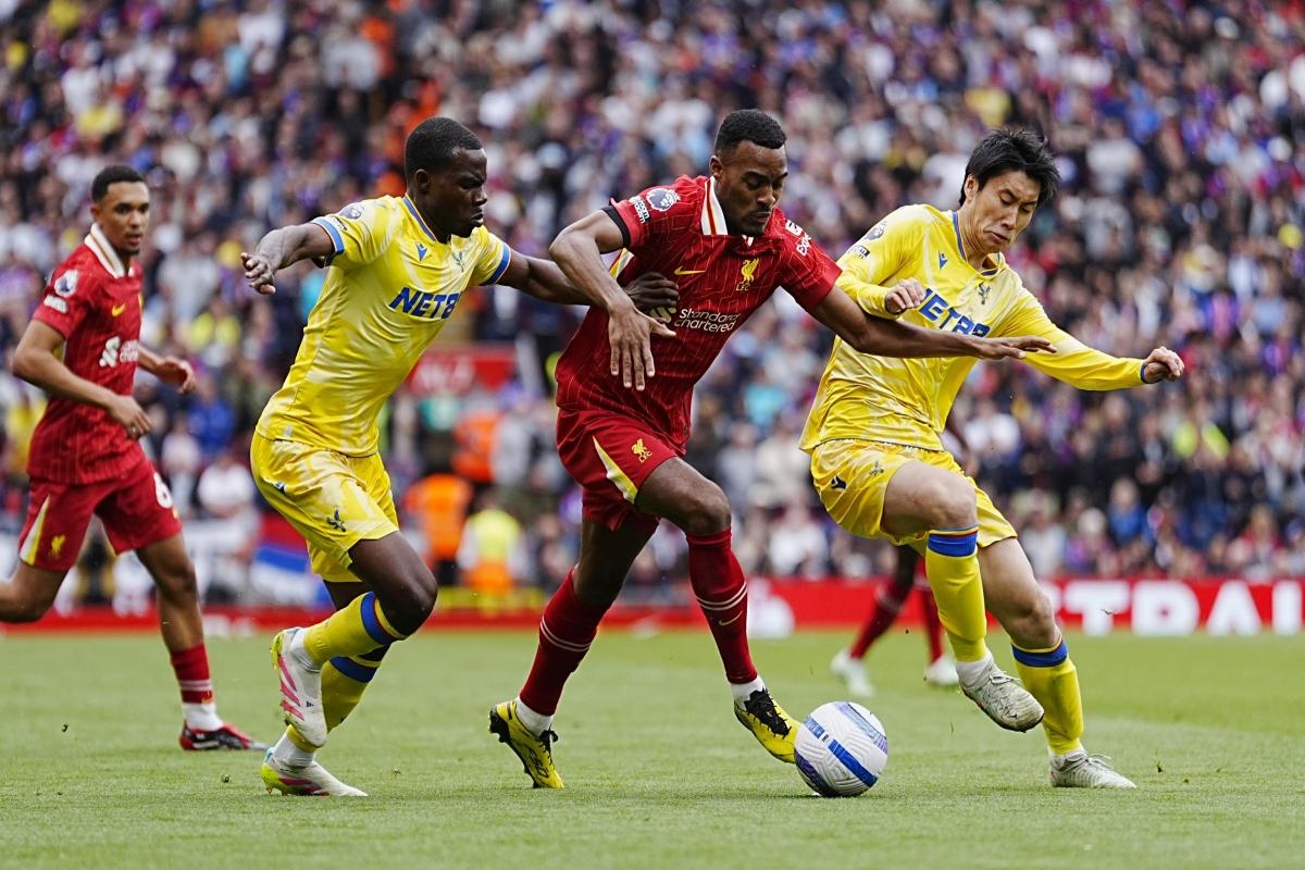 What time and channel is the Community Shield on today? How to watch