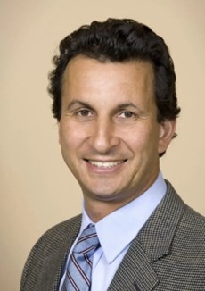 Dr. Michael Lebow Scholarship Announces Scholarship to Cultivate Future Medical Leaders