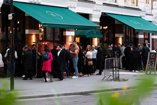 The 1 Bar Celebrates Six Months of Success in London's Corporate District