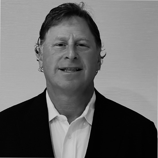 Craig Izenstark Launches Scholarship to Support Future Leaders in Finance and Technology