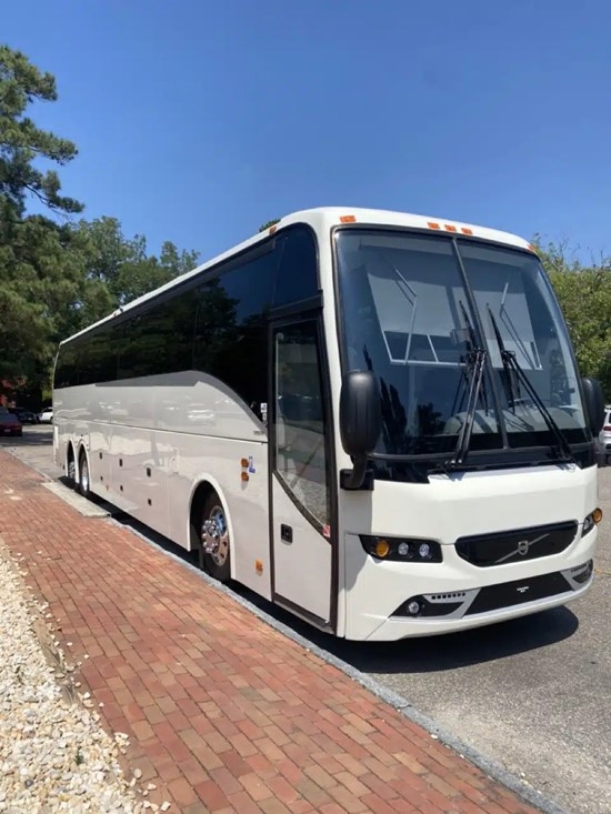ING Chauffeured Transportation Expands Fleet with Addition of Grech Minibuses and Volvo Coaches