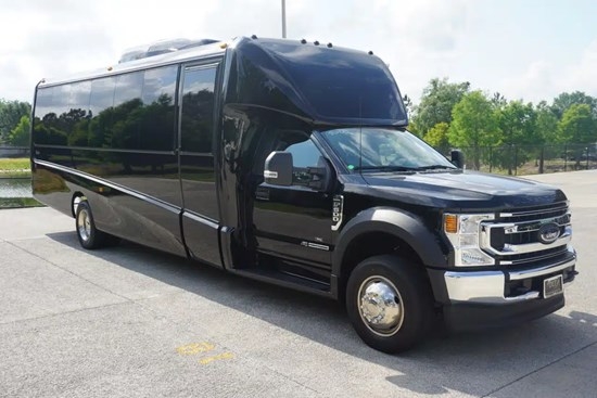 Orlando Luxury Transportation Expands Fleet to Meet Rising Demand for Group Services