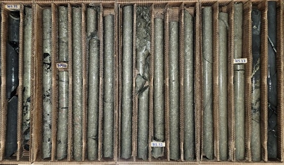 Talon Metals Makes Exceptional Massive Sulphide Discovery at Tamarack During Feasibility Study Drilling