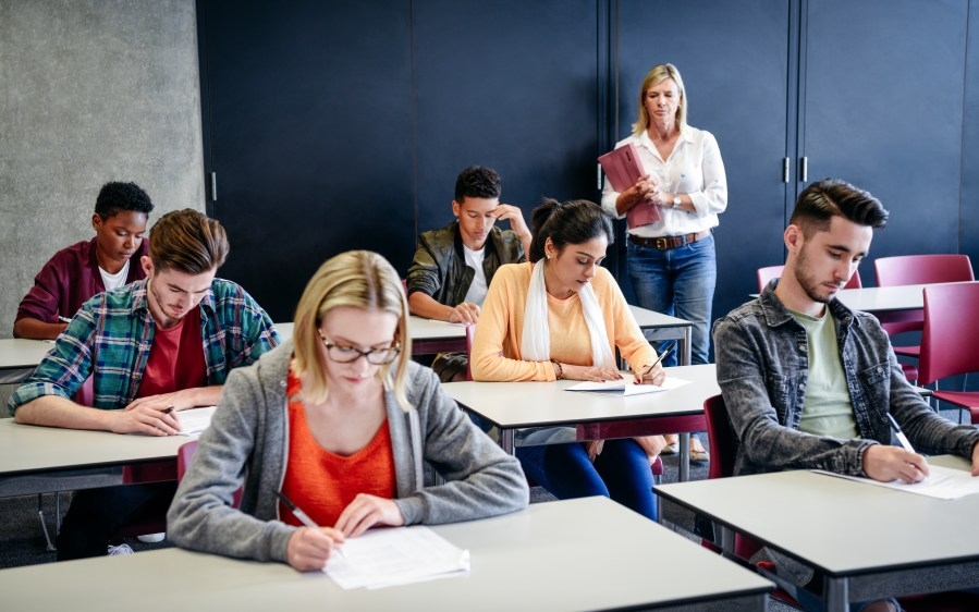 Teachers bring back blue books to curb AI cheating in classrooms